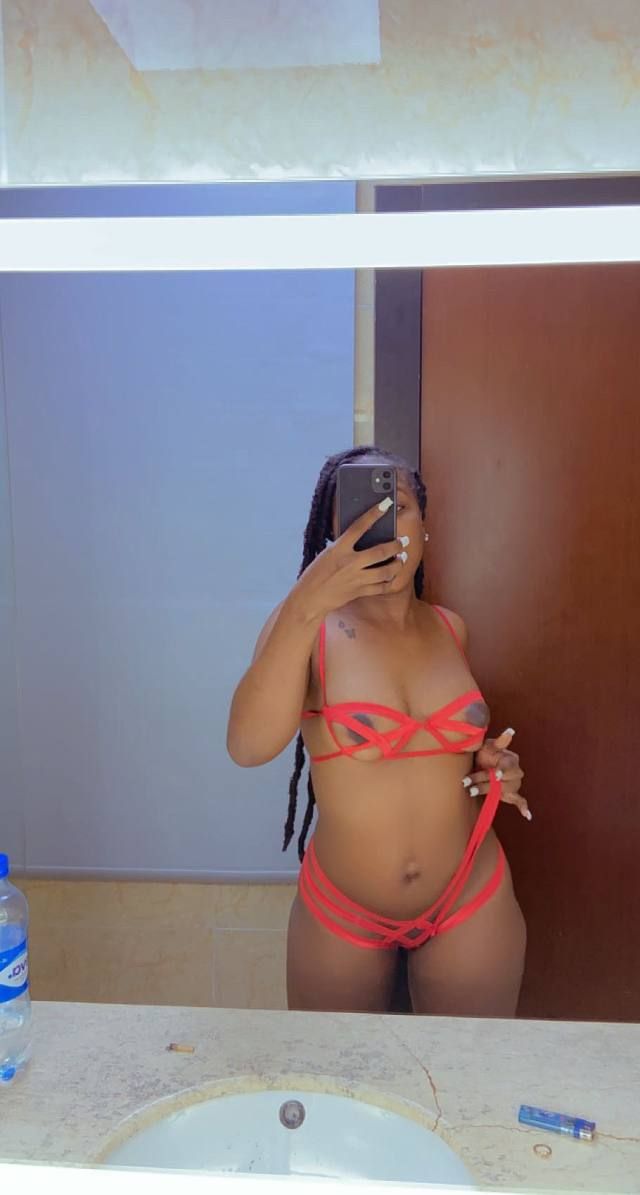 I’m a real ebony babe available to link up and have some fun Incall or outcall Telegram: munalove606 signal: Munarose.25 - Image 2